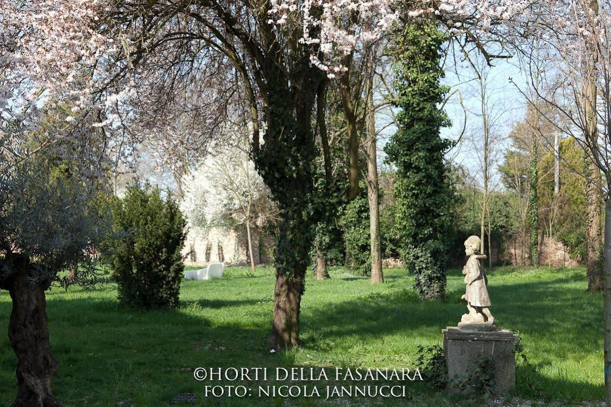 Horti Della Fasanara Guest House Ferrara Eksteriør bilde